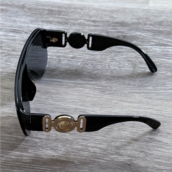 Versace Sunglasses - Picture 1 of 6